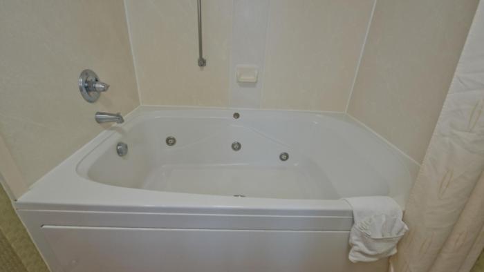 Russell Inn And Suites 斯塔克维尔 外观 照片